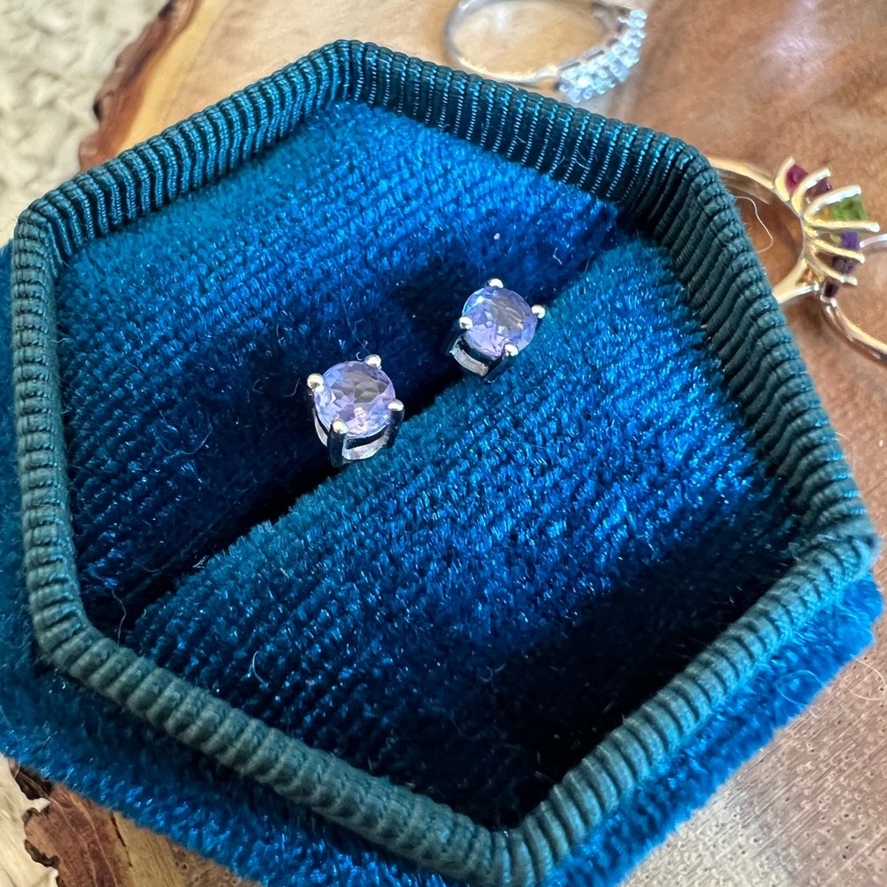 Tanzanite white gold studs
